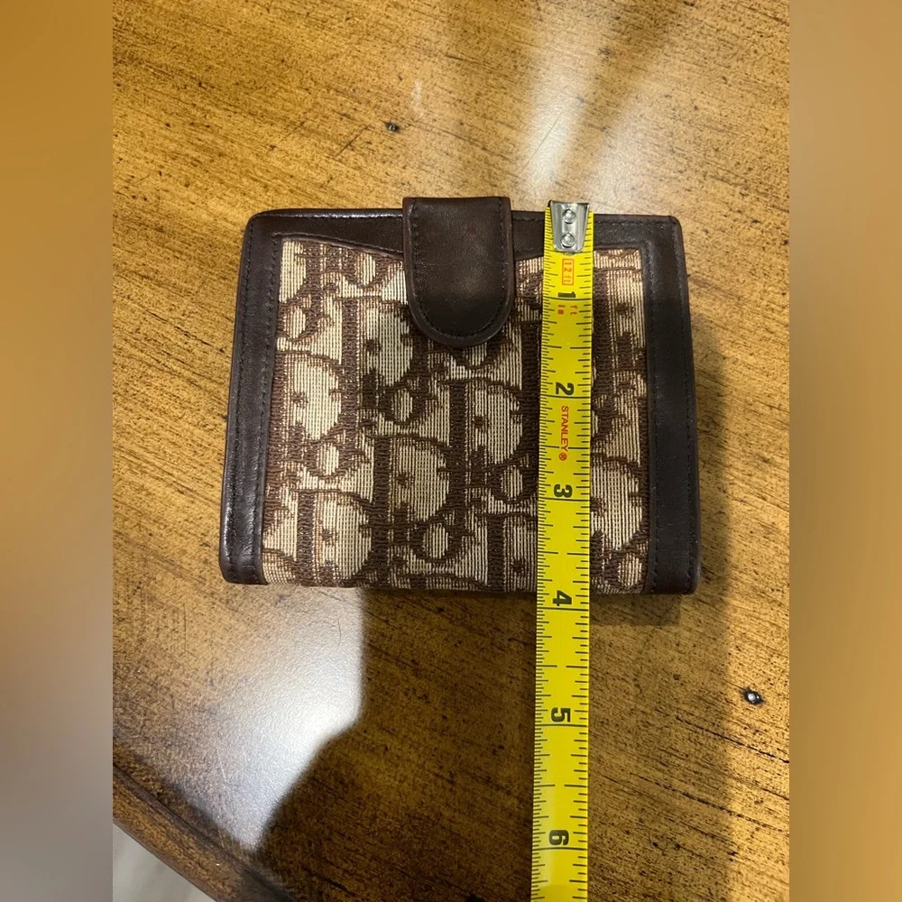 Christian Dior Vintage kiss lock wallet